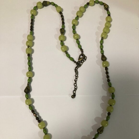 Vintage  CHICO'S long green boho necklace - Picture 1 of 3